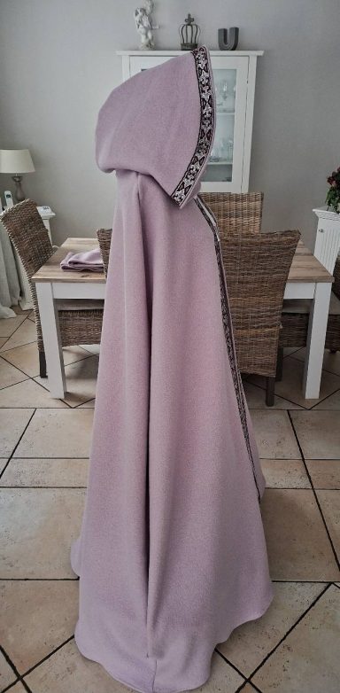 Cape mit runder Kapuze Walkloden rose`