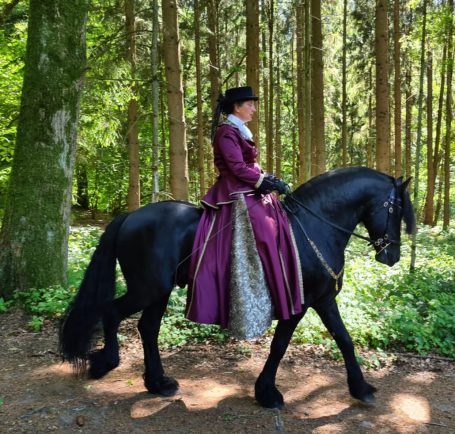 Historische Reitkostüme